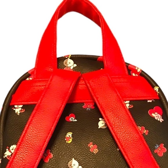 BTS Animated Characters BT21 Heart Squad Official Pattern Weekend Small Backpack main image 5